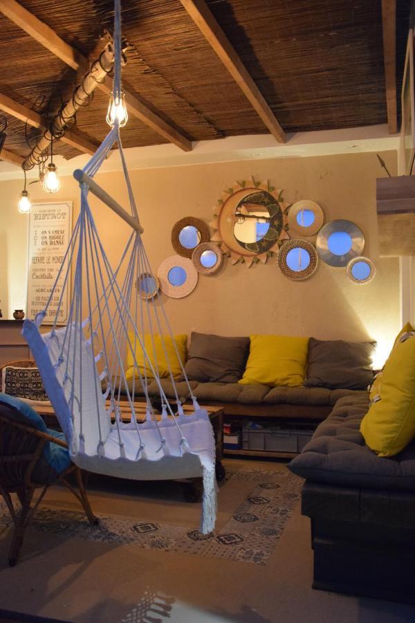 Le Petit Patio Bed & Breakfast เอก-มอร์ต ภายนอก รูปภาพ