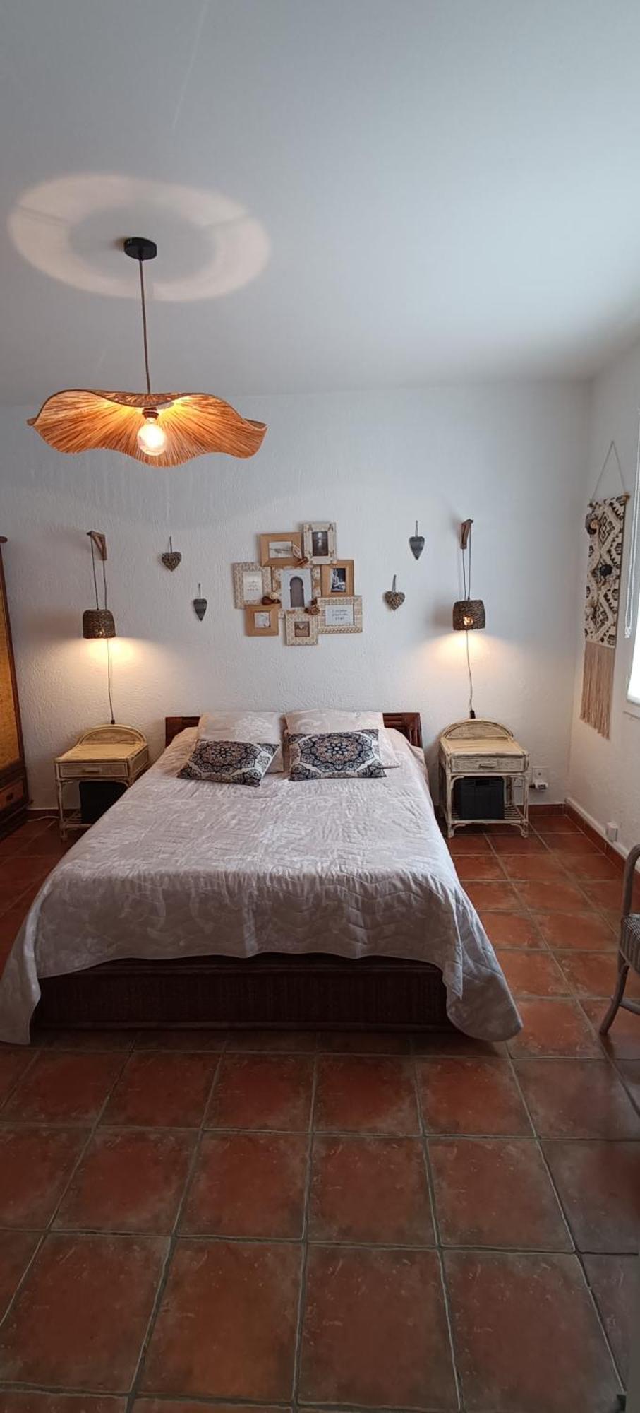 Le Petit Patio Bed & Breakfast เอก-มอร์ต ภายนอก รูปภาพ